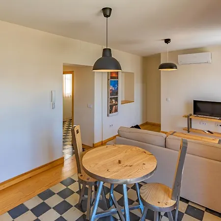 New Use Pz Espana Apartment *