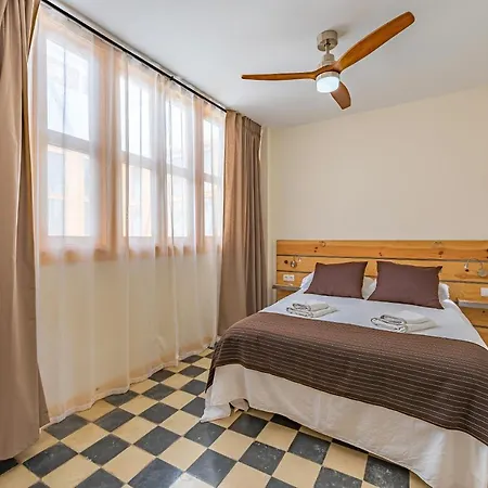 New Use Pz Espana Apartment *