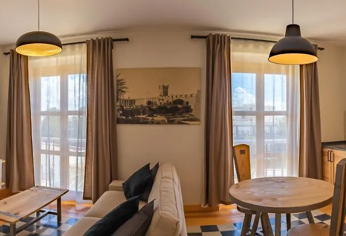 New Use Pz Espana Apartment *